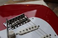 FENDER "Vintera III Late '50s Stratocaster, Maple Fingerboard, Dakota Red" GIGBAG, 3, 35 KG