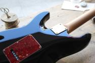 SUHR "Classic S SSS Gold Hardware, BKG" GIGBAG