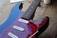 SUHR "Classic S SSS Gold Hardware, BKG" GIGBAG