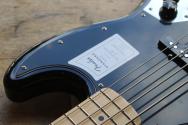Fender "Jazz Bass Standard Black" 4, 42 KG