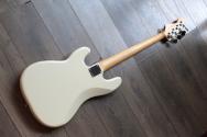 FENDER Standard Precision Bass Olympic White, 3, 90 KG
