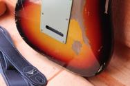 FENDER "Michael Landau Signature 1968 Stratocaster, Round-Laminated Rosewood, Bleached 3-Color Sunburst" HARDCASE, PAPERS