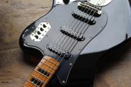 SQUIER FSR Classic Vibe™ Bass VI, Maple Fingerboard, Black Pickguard, Matching Headstock, Black