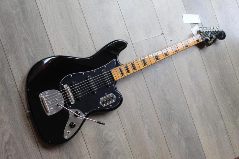 SQUIER FSR Classic Vibe™ Bass VI, Maple Fingerboard, Black Pickguard, Matching Headstock, Black