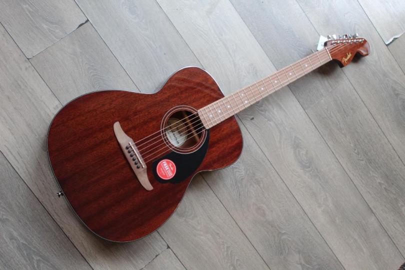 FENDER "Limited Edition California Standard Monterey, Natural Sapele"