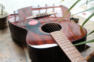 FENDER "Limited Edition California Standard Monterey, Natural Sapele"