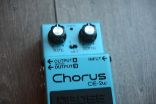 BOSS "CE-2w Chorus"