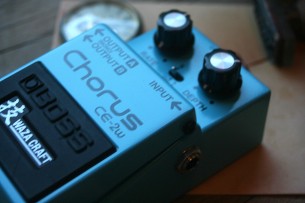 BOSS "CE-2w Chorus"