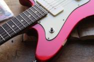 SUHR "LIMITED Classic JM Antique Funk, Candy Apple Red" GIGBAG, PAPERS