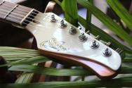 SUHR "LIMITED Classic JM Antique Funk, Olympic White" GIGBAG, PAPERS, 3, 63 KG