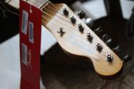 FENDER "NEW MODEL Limited Edition Vintera II Road Worn '60s Telecaster, Maple Fingerboard, Blonde" HARDCASE, 3, 40 KG