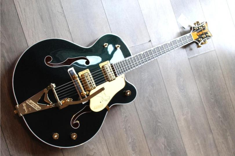 GRETSCH "G6136TG-58 Limited Edition 1958 Custom Falcon™ with Bigsby, Ebony Fingerboard, Emerald Night" HARDCASE , PAPERS