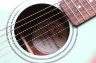 FENDER "California Standard Redondo Mini with Bag"