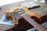 Rossi Handmade Guitars "Stella, Amber Burst, Chocolate Maple" 3, 52 KG