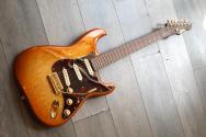 Rossi Handmade Guitars "Stella, Amber Burst, Chocolate Maple" 3, 52 KG
