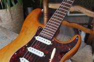 Rossi Handmade Guitars "Stella, Amber Burst, Chocolate Maple" 3, 52 KG