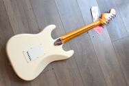 FENDER "American Vintage II 1973 Stratocaster, Maple Fingerboard, Olympic White" HARDCASE, PAPERS, 3, 76 KG