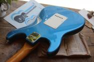 SQUIER "Classic Vibe '60s Stratocaster with Laurel Fretboard, Lake Placid Blue" 3, 44 KG