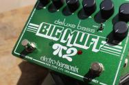 Electro-Harmonix "Deluxe Bass Big Muff Pi 2 Deluxe Dual Op-Amp Bass Fuzz"