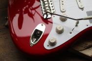 FENDER "Vintera III Late '50s Stratocaster, Maple Fingerboard, Dakota Red" GIGBAG, 3, 35 KG