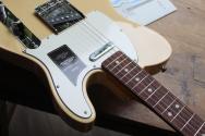 FENDER "Vintera III Mid '60s Telecaster Vintage Blonde" GIGBAG, 3, 59 KG
