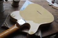 FENDER "Vintera III Mid '60s Telecaster Vintage Blonde" GIGBAG, 3, 59 KG