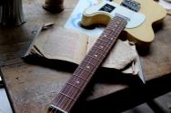 FENDER "Vintera III Mid '60s Telecaster Vintage Blonde" GIGBAG, 3, 59 KG