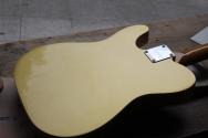 SQUIER "Classic Vibe '60s Telecaster Custom SH Azteca Gold" 4, 00 KG