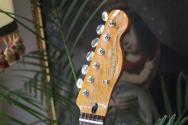 SQUIER "Classic Vibe '60s Telecaster Custom SH Azteca Gold" 4, 00 KG