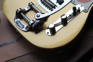 SQUIER "Classic Vibe '60s Telecaster Custom SH Azteca Gold" 4, 00 KG