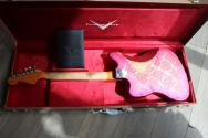 FENDER "Custom Shop Master Builder David Brown ´62 Jazzmaster Heavy Relic, Pink Paisley" HARDCASE, PAPERS