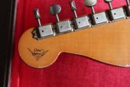 FENDER "Custom Shop Master Builder David Brown ´62 Jazzmaster Heavy Relic, Pink Paisley" HARDCASE, PAPERS