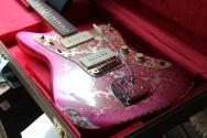 FENDER "Custom Shop Master Builder David Brown ´62 Jazzmaster Heavy Relic, Pink Paisley" HARDCASE, PAPERS