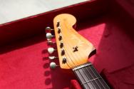 FENDER "Custom Shop Master Builder David Brown ´62 Jazzmaster Heavy Relic, Pink Paisley" HARDCASE, PAPERS
