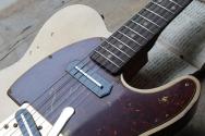 FENDER "Limited Custom Shop Bow Tie Tele Custom Relic Aged Firemist Gold" HARDCASE,