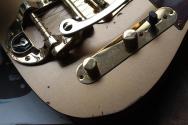 FENDER "Limited Custom Shop Bow Tie Tele Custom Relic Aged Firemist Gold" HARDCASE,