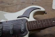 BURNS "Hank Marvin 40th Anniversary" HARDCASE, PAPERS, 3, 85 KG