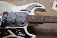 BURNS "Hank Marvin 40th Anniversary" HARDCASE, PAPERS, 3, 85 KG