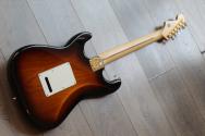 FENDER "60th Anniversary Commemorative Stratocaster" HARDCASE, 3, 44 KG