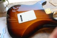FENDER "60th Anniversary Commemorative Stratocaster" HARDCASE, 3, 44 KG