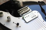 SQUIER "FSR Classic Vibe '70s Telecaster Thinline,, Black" 3, 30 KG