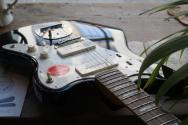 SQUIER "Classic Vibe '60s Jazzmaster Laurel Black" 3, 60 KG