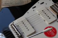 SQUIER "Classic Vibe '60s Jazzmaster Laurel Black" 3, 60 KG