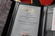 FENDER "Custom Shop 1951 Nocaster Journeyman Relic Aged Nocaster Blonde" HARDCASE, 3, 17 KG