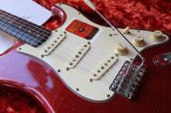 GVT "Double-Cut Custom Special 60s,Candy Apple Red Glitter Sparkle – Rosewood, Nitro Finish" HARDCASE, 3, 63 KG