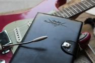 FENDER "Limited for ESTUDIO 54 JL-26 150 Custom Shop 1960 Faded Dakota Red, Rosewood" HARDCASE, 3, 67 KG