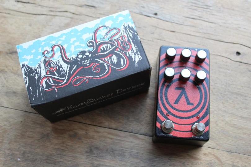 EarthQuaker Devices "Sunn O))) HalfLife Octave Distortion + Booster"