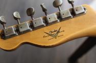 FENDER "Limited for ESTUDIO 54 JL-25 515 B5 1960 Tele Custom Esquire Relic 3 Tone Sunburst" HARDCASE, 3, 12 KG