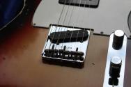 FENDER "Limited for ESTUDIO 54 JL-25 515 B5 1960 Tele Custom Esquire Relic 3 Tone Sunburst" HARDCASE, 3, 12 KG