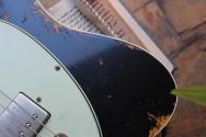 FENDER "Custom Shop Limited Heavy Relic Reverse Custom HS Tele Aged Black Over 3 Color Sunburst" HARDCASE